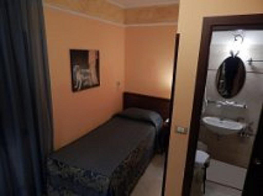B&B Degli Amici Ciampino Phòng bức ảnh