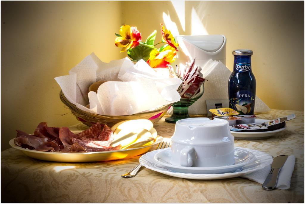 B&B Degli Amici Ciampino Ngoại thất bức ảnh